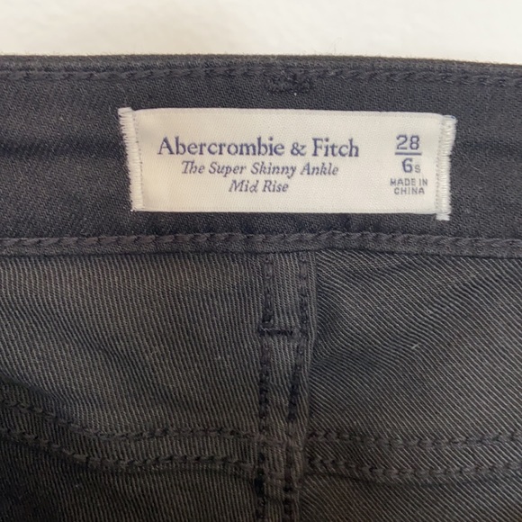 Abercrombie Black Jeans size 6S - Picture 4 of 4
